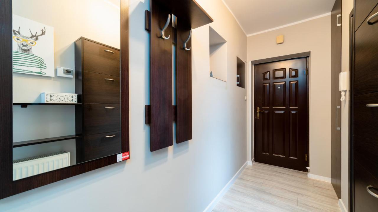 Apartamenty Everysky - Kraszewskiego 2 Еленя-Гура Экстерьер фото